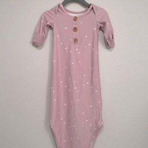 Caden Lane dusty rose tiny hearts knitted gown. Sz 0-3 months